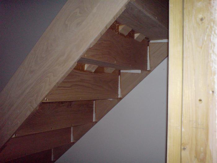 16 Stairs Fitted (5)